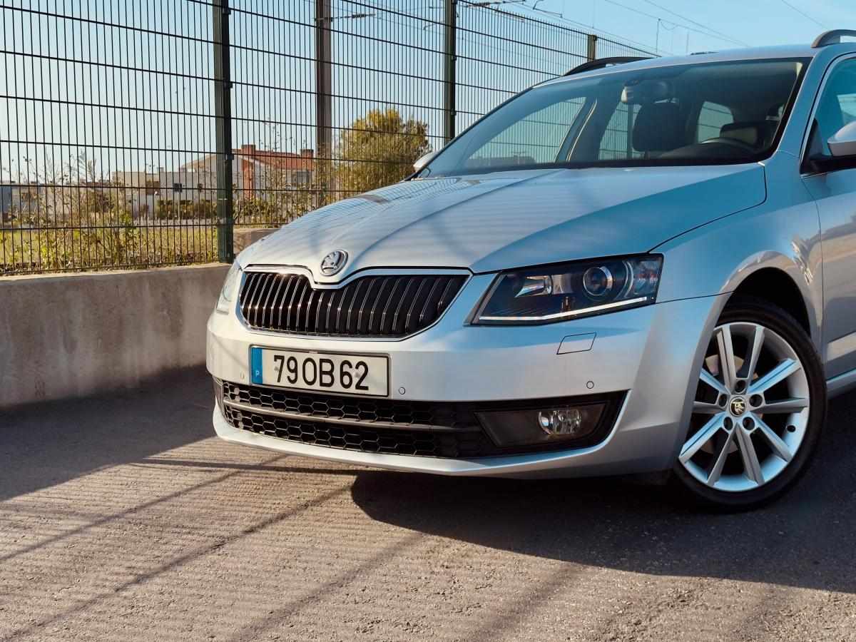 skoda-octavia-1-6-tdi-2013-diesel-1598cc