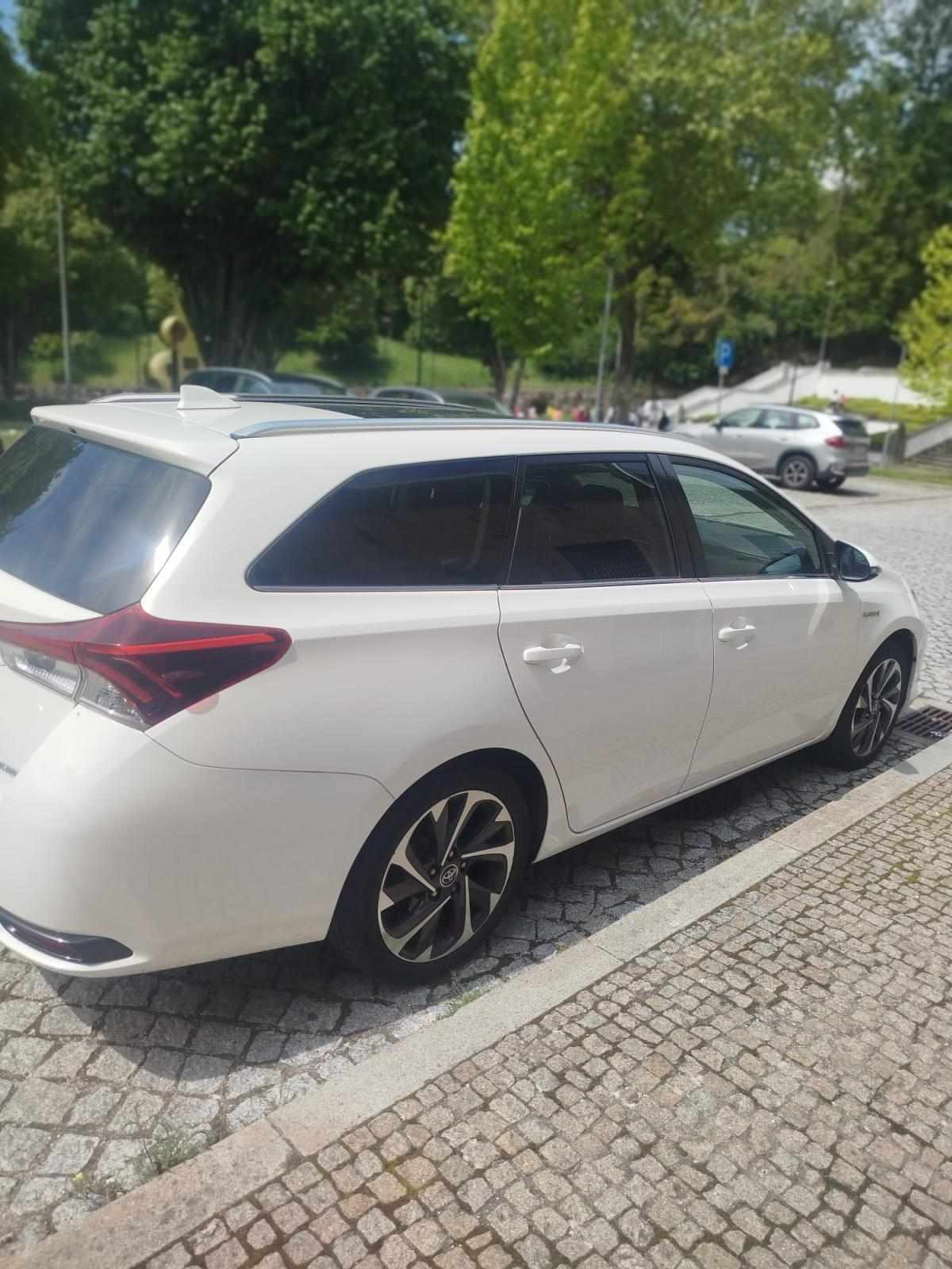 toyota-auris-1-8hsd-2016-hibrido-1800cc