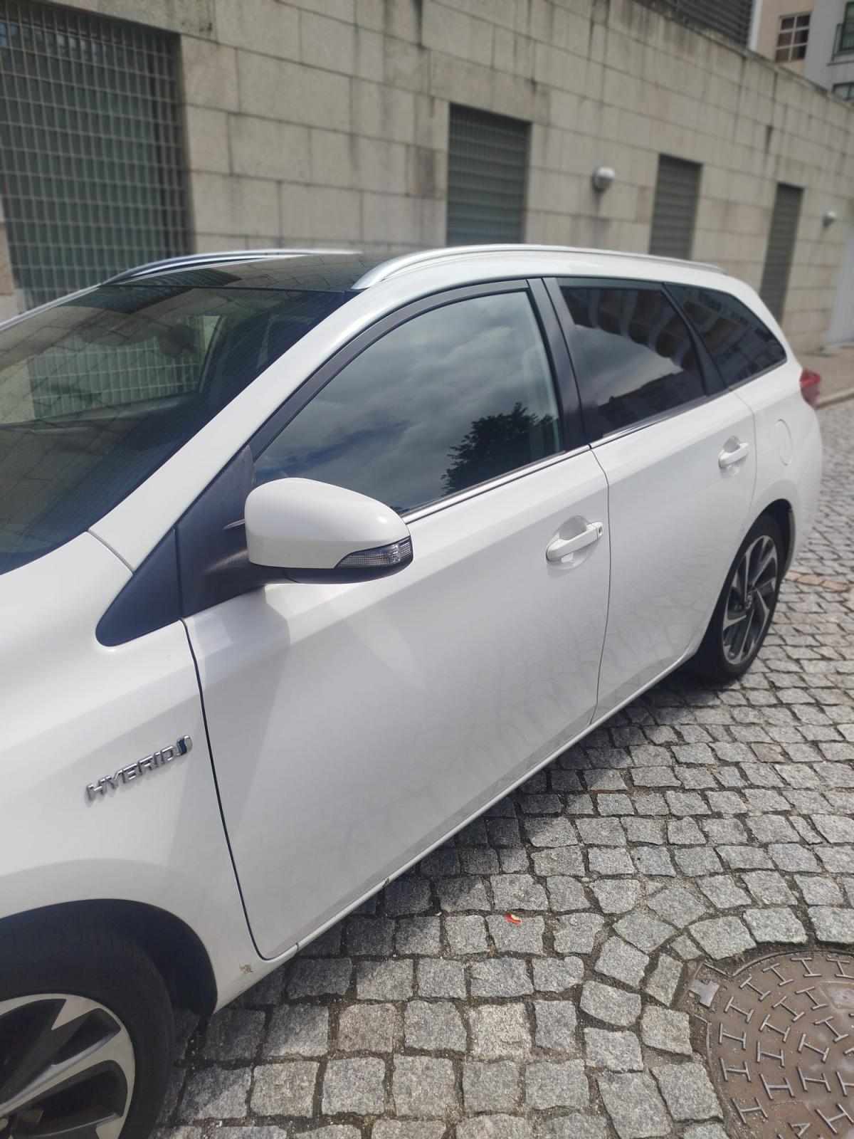 toyota-auris-1-8hsd-2016-hibrido-1800cc