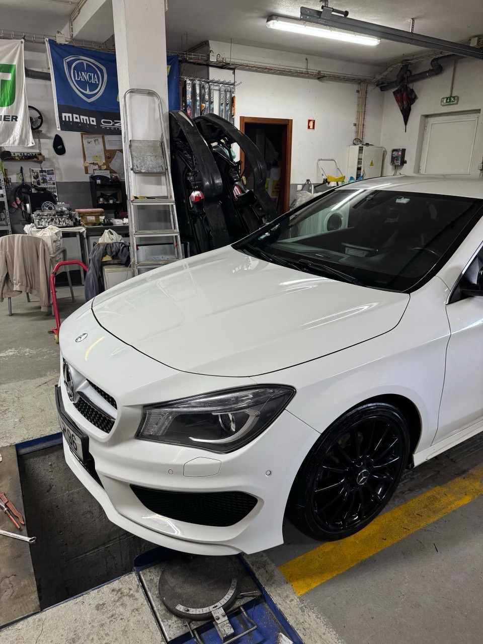 mercedes-benz-cla-200-cdi-2015-diesel-2143cc