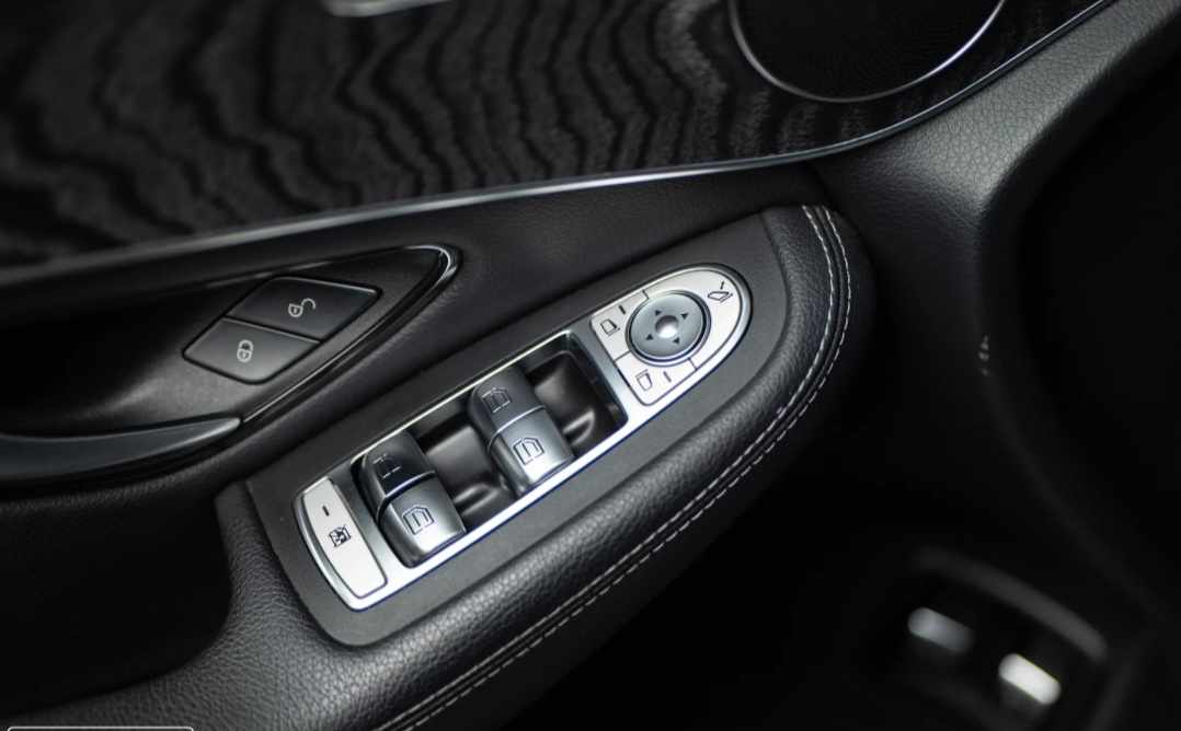 mercedes-benz-glc-350-e-4matic-2020-gasolina-1991cc