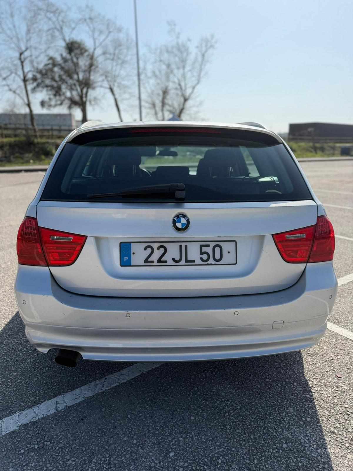 bmw-serie-3-318d-2010-diesel-1995cc