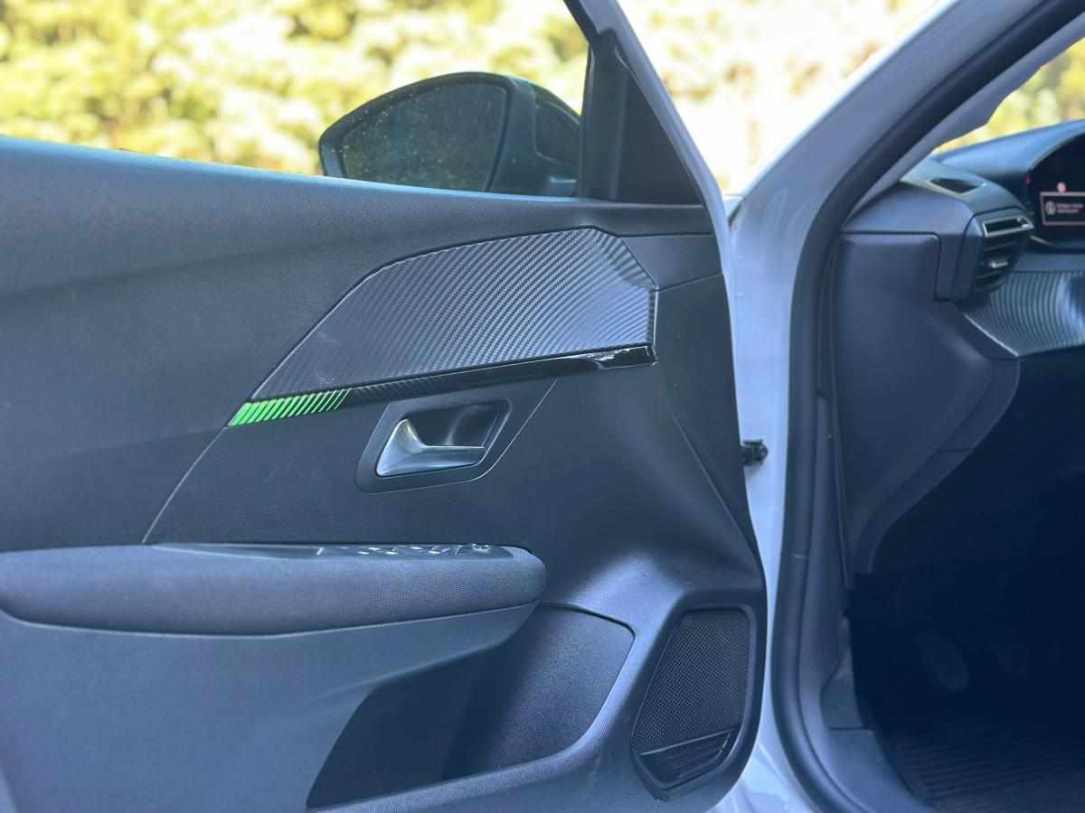 peugeot-208-1-2-puretech-2024-gasolina-1199cc
