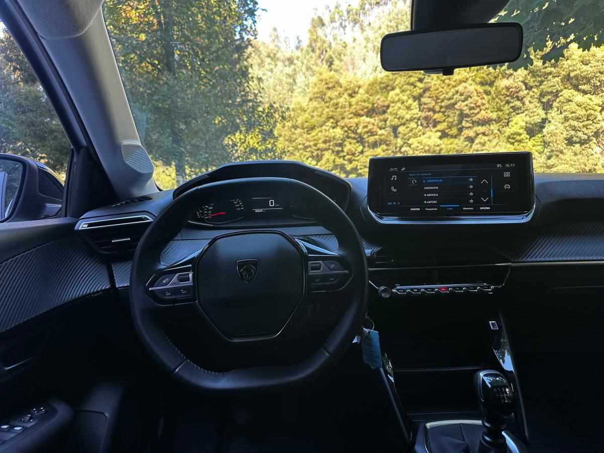 peugeot-208-1-2-puretech-2024-gasolina-1199cc
