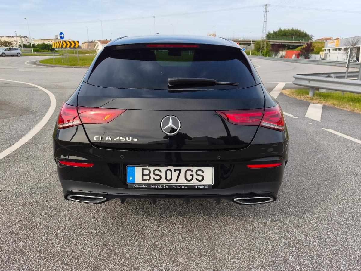 mercedes-benz-cla-250-e-2021-gasolina-1332cc