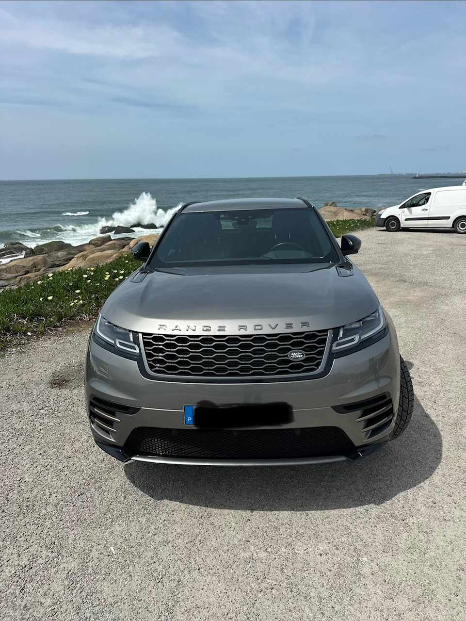 land-rover-range-rover-velar-d180-2-0-awd-2018-diesel-1999cc