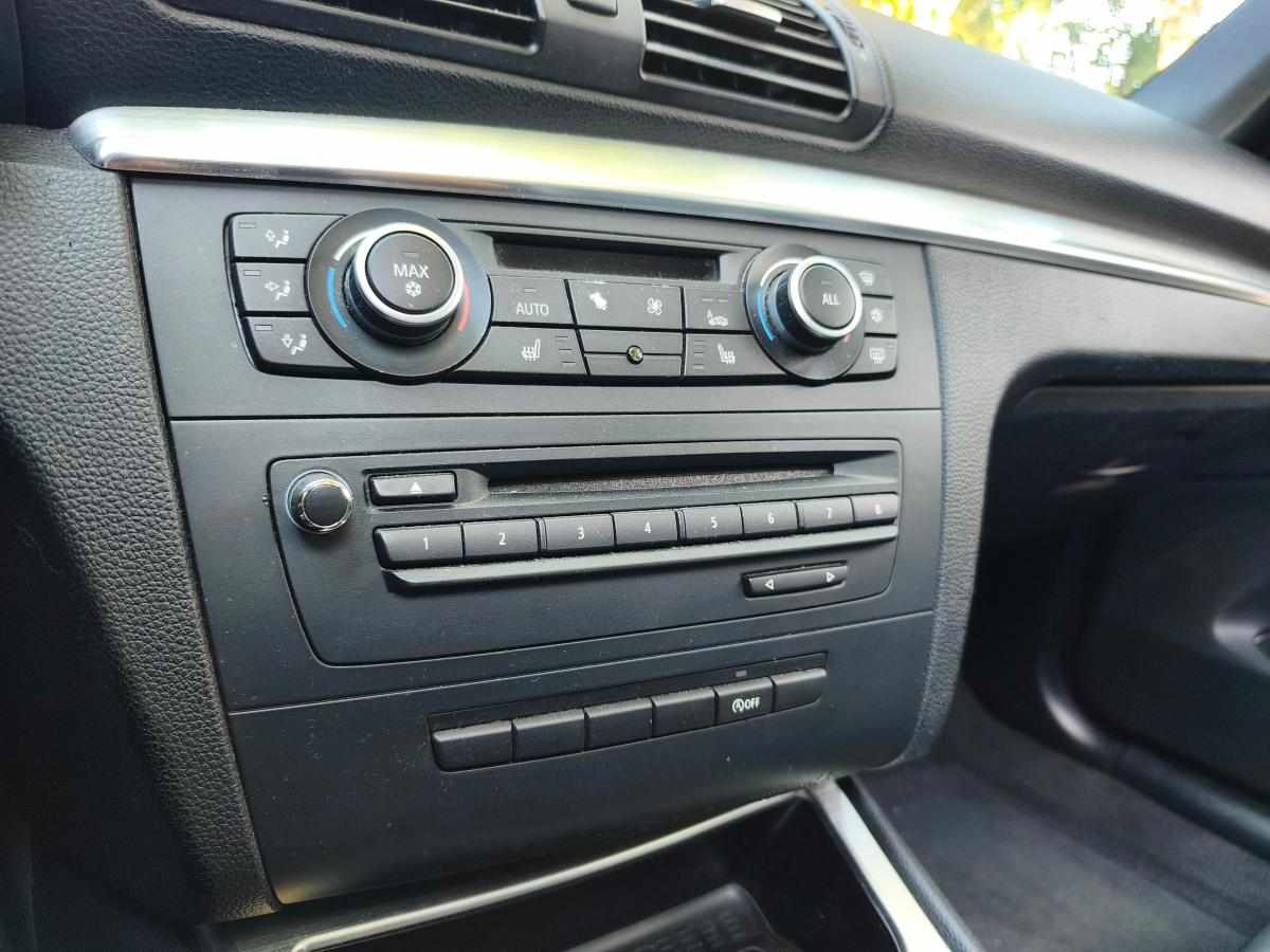 bmw-serie-1-123d-2010-diesel-1995cc