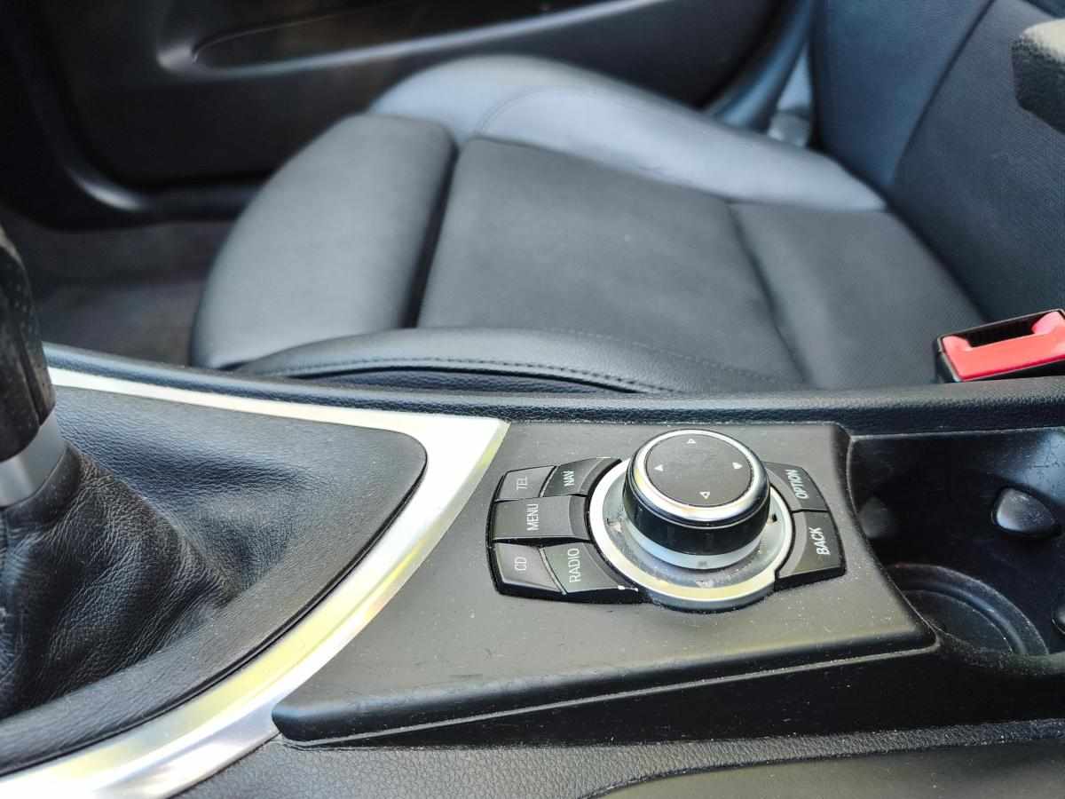bmw-serie-1-123d-2010-diesel-1995cc