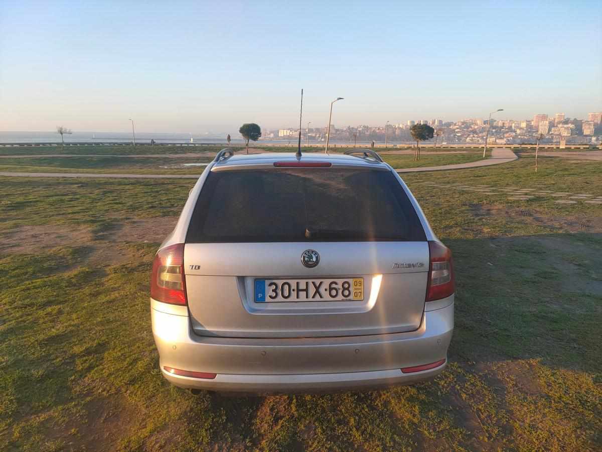 skoda-octavia-1-9-tdi-2009-diesel-1896cc