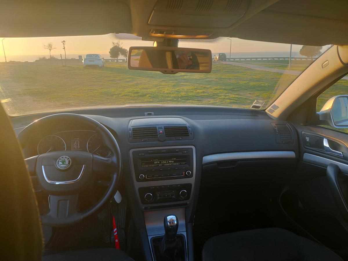 skoda-octavia-1-9-tdi-2009-diesel-1896cc