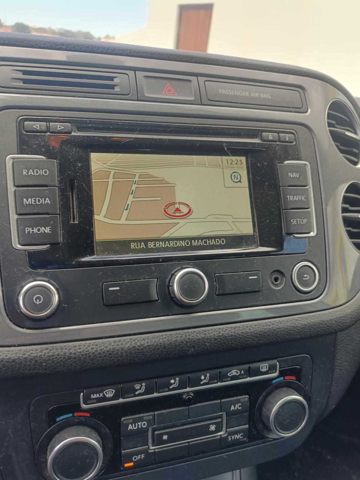 volkswagen-tiguan-2-0-tdi-bluemotion-2015-diesel-1968cc