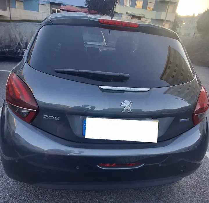 peugeot-208-1-2-vti-2017-gasolina-1199cc