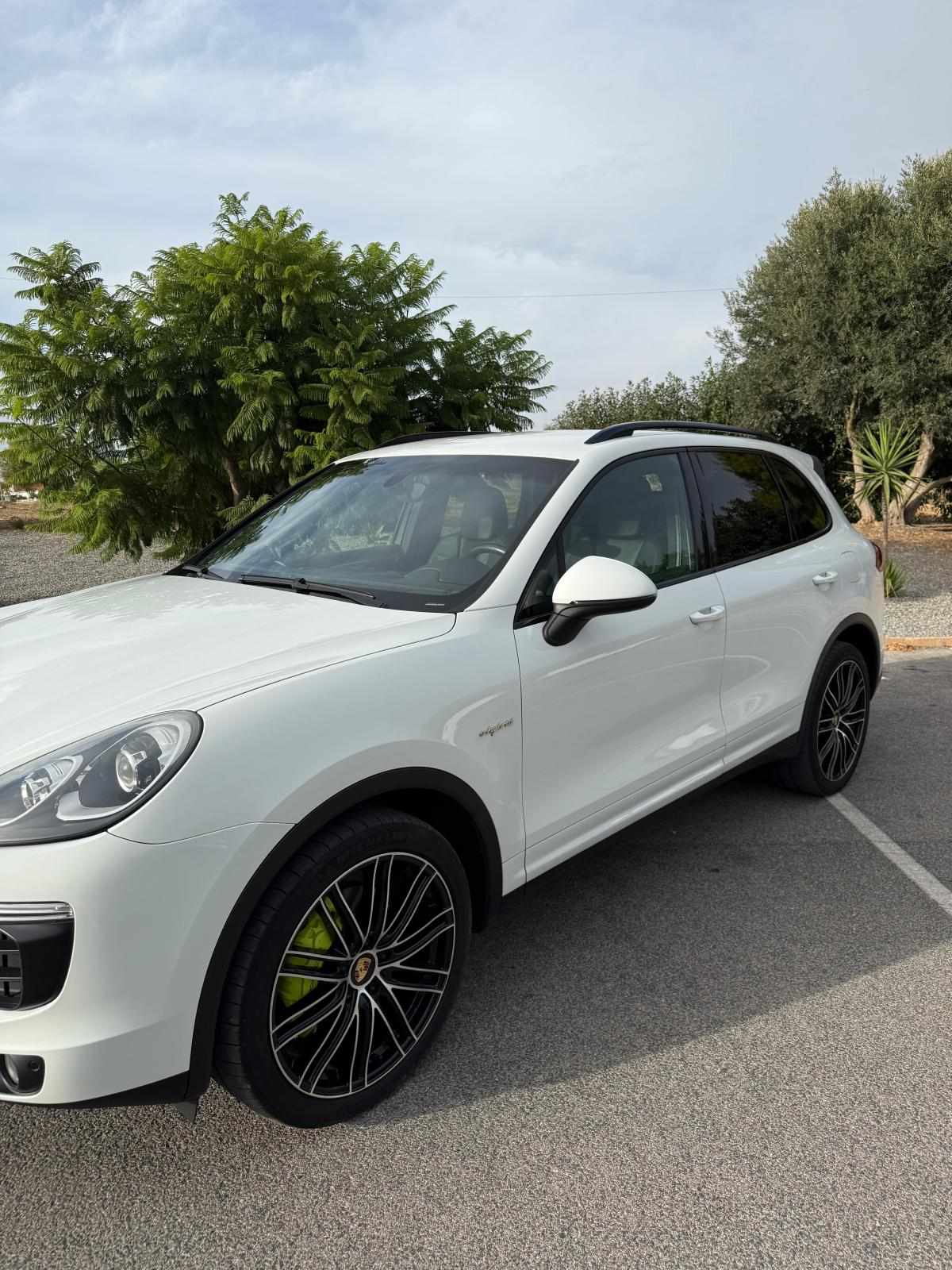 porsche-cayenne-2015-hibrido-a-gasolina-3000cc