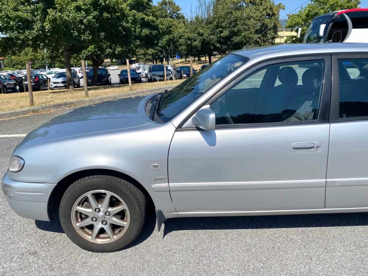 toyota-corolla-1-4-vvt-i-2001-gasolina-1398cc