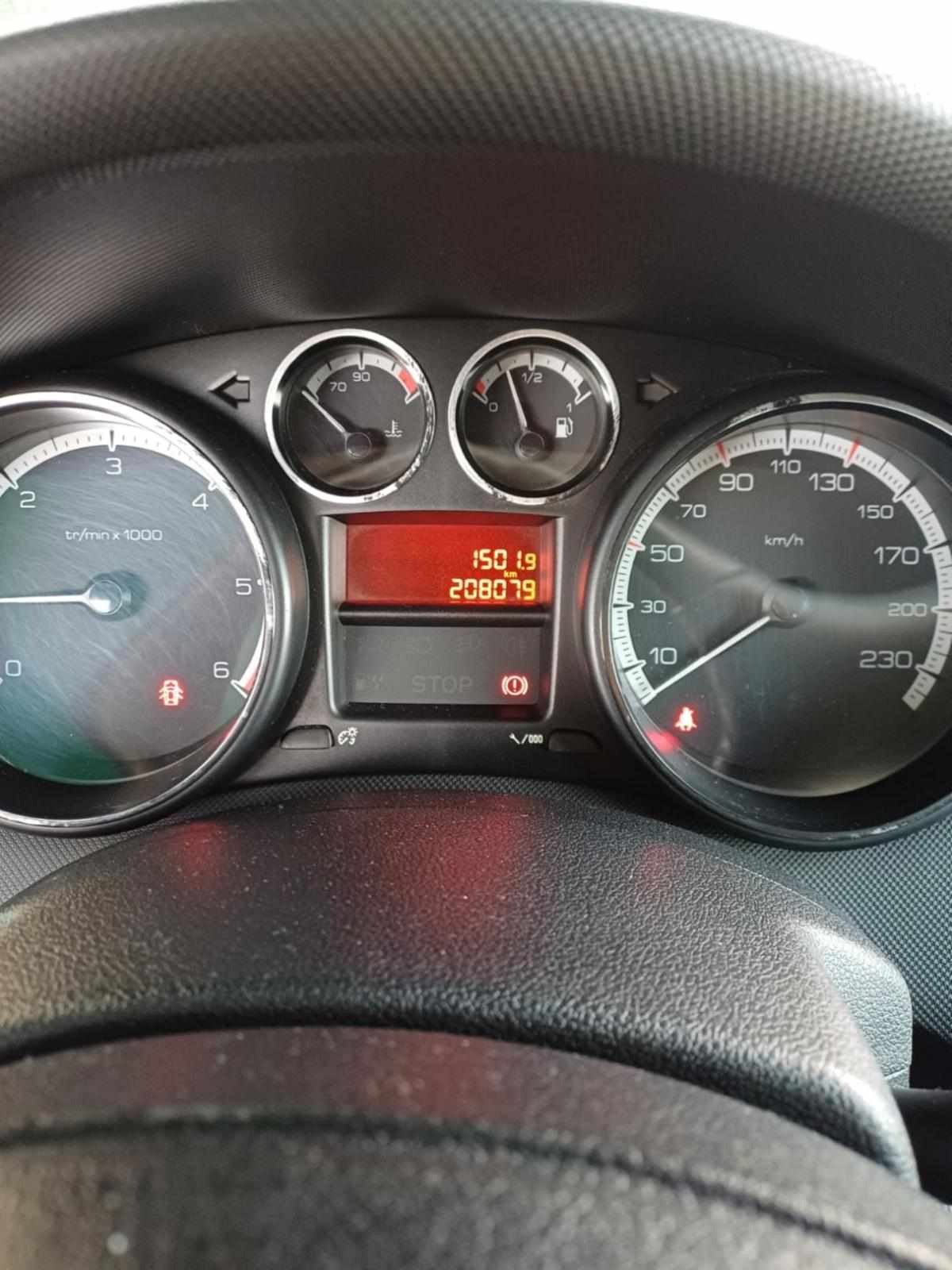 peugeot-308-1-6-hdi-fap-2009-diesel-1560cc