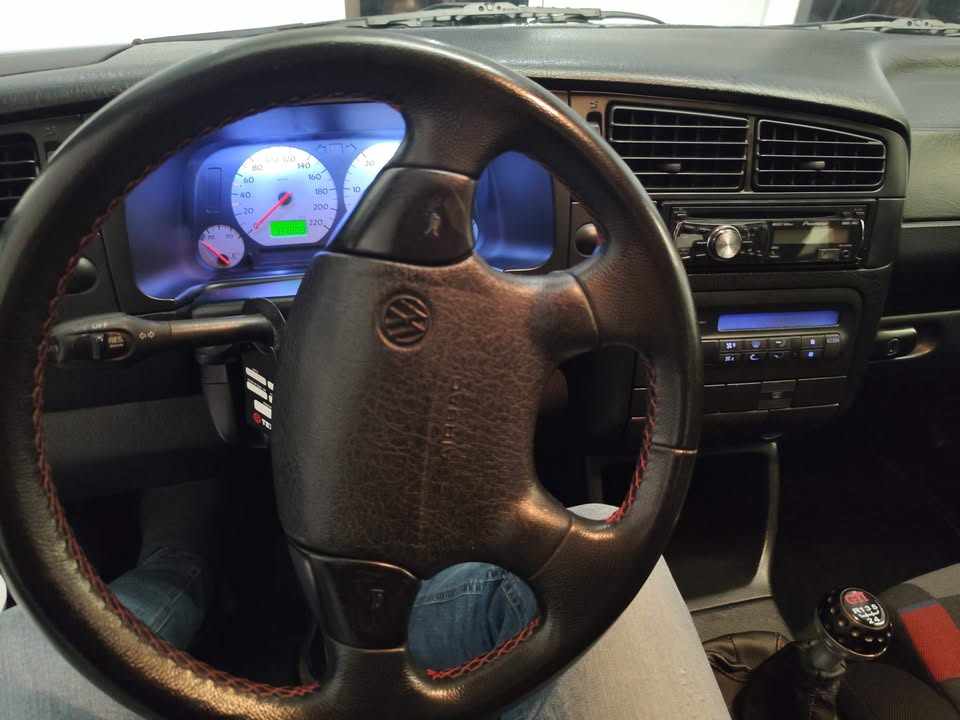 volkswagen-golf-1-9-tdi-1996-diesel-1896cc