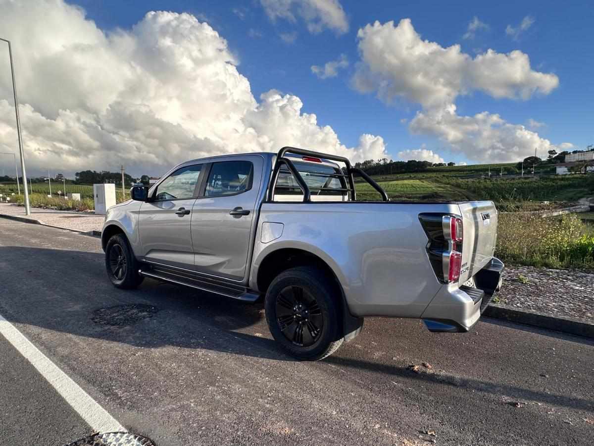 isuzu-d-max-1-9-4wd-2021-diesel-1898cc