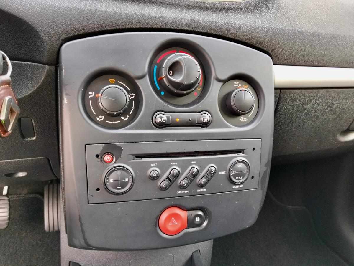 renault-clio-1-2-tce-2009-gasolina-1149cc