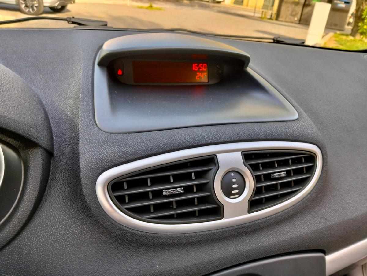 renault-clio-1-2-tce-2009-gasolina-1149cc
