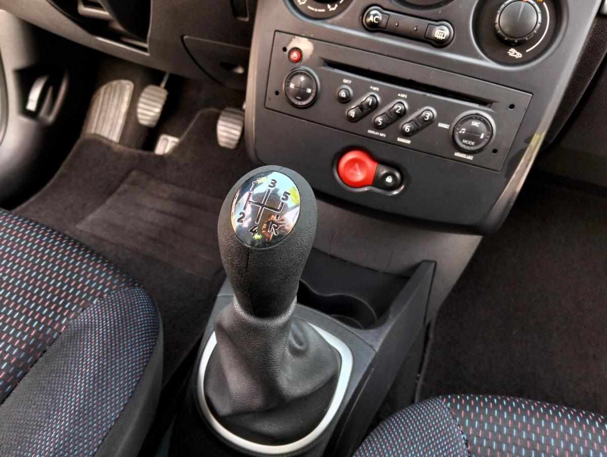renault-clio-1-2-tce-2009-gasolina-1149cc