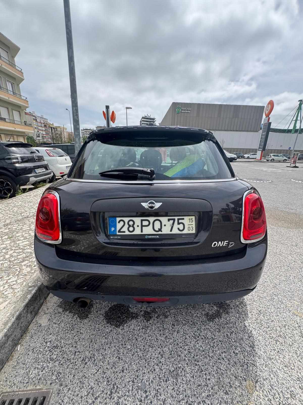 mini-hatch-d-1-5-2015-diesel-1496cc