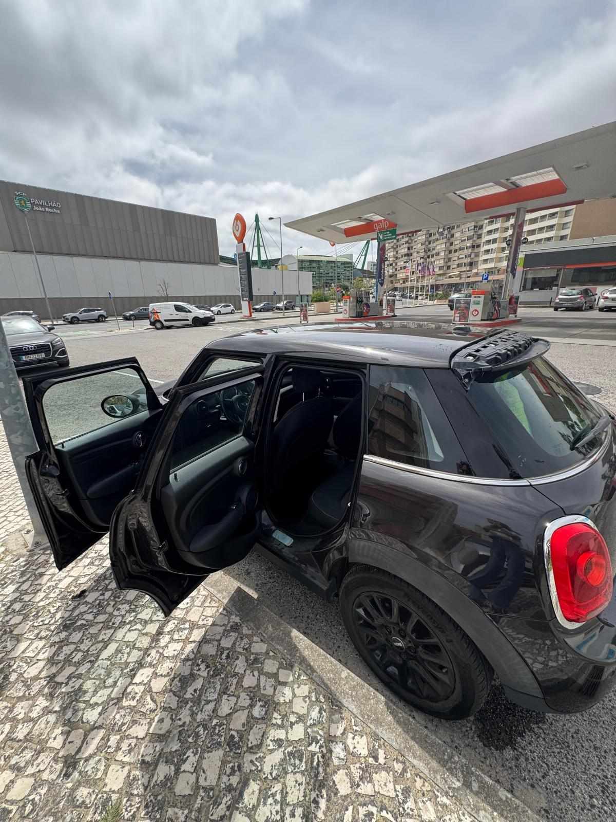 mini-hatch-d-1-5-2015-diesel-1496cc