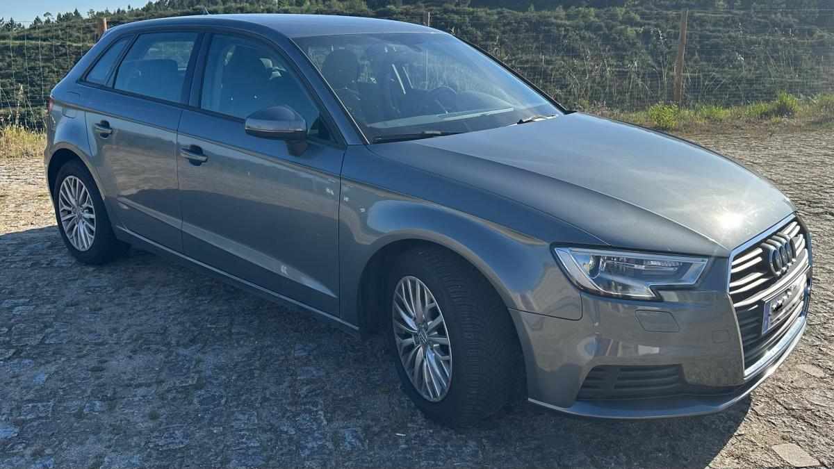 audi-a3-sportback-1-6tdi-gps-2017-diesel-1560cc
