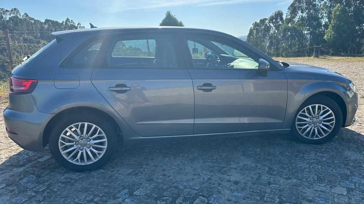 audi-a3-sportback-1-6tdi-gps-2017-diesel-1560cc