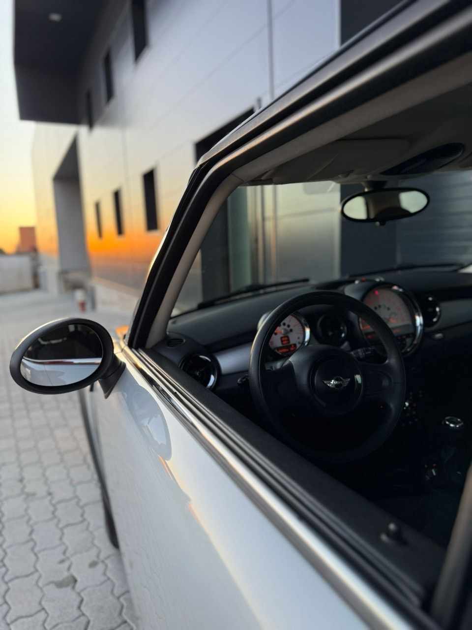 mini-cooper-d-1-6-2010-diesel-1598cc