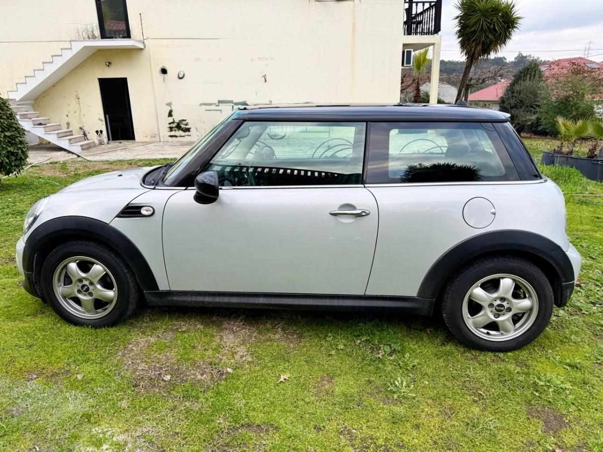 mini-cooper-d-1-6-2010-diesel-1598cc
