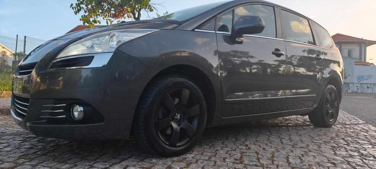 peugeot-5008-1-6-hdi-fap-2010-diesel-1560cc