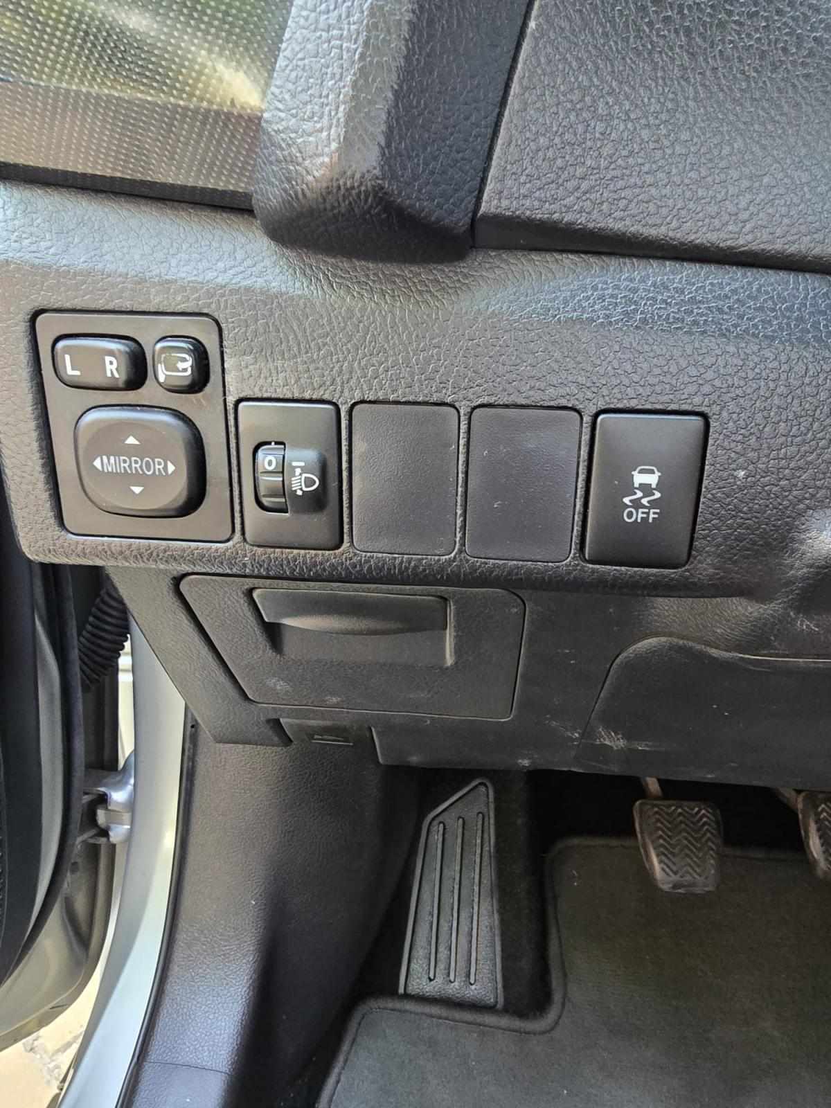 toyota-auris-1-4-d-4d-2015-diesel-1364cc