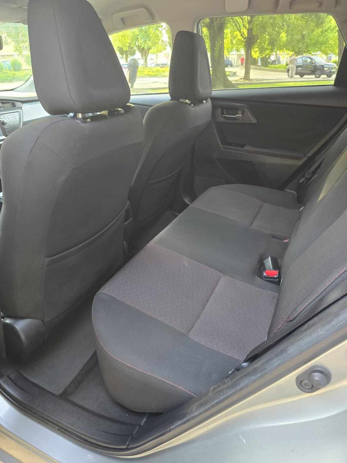 toyota-auris-1-4-d-4d-2015-diesel-1364cc