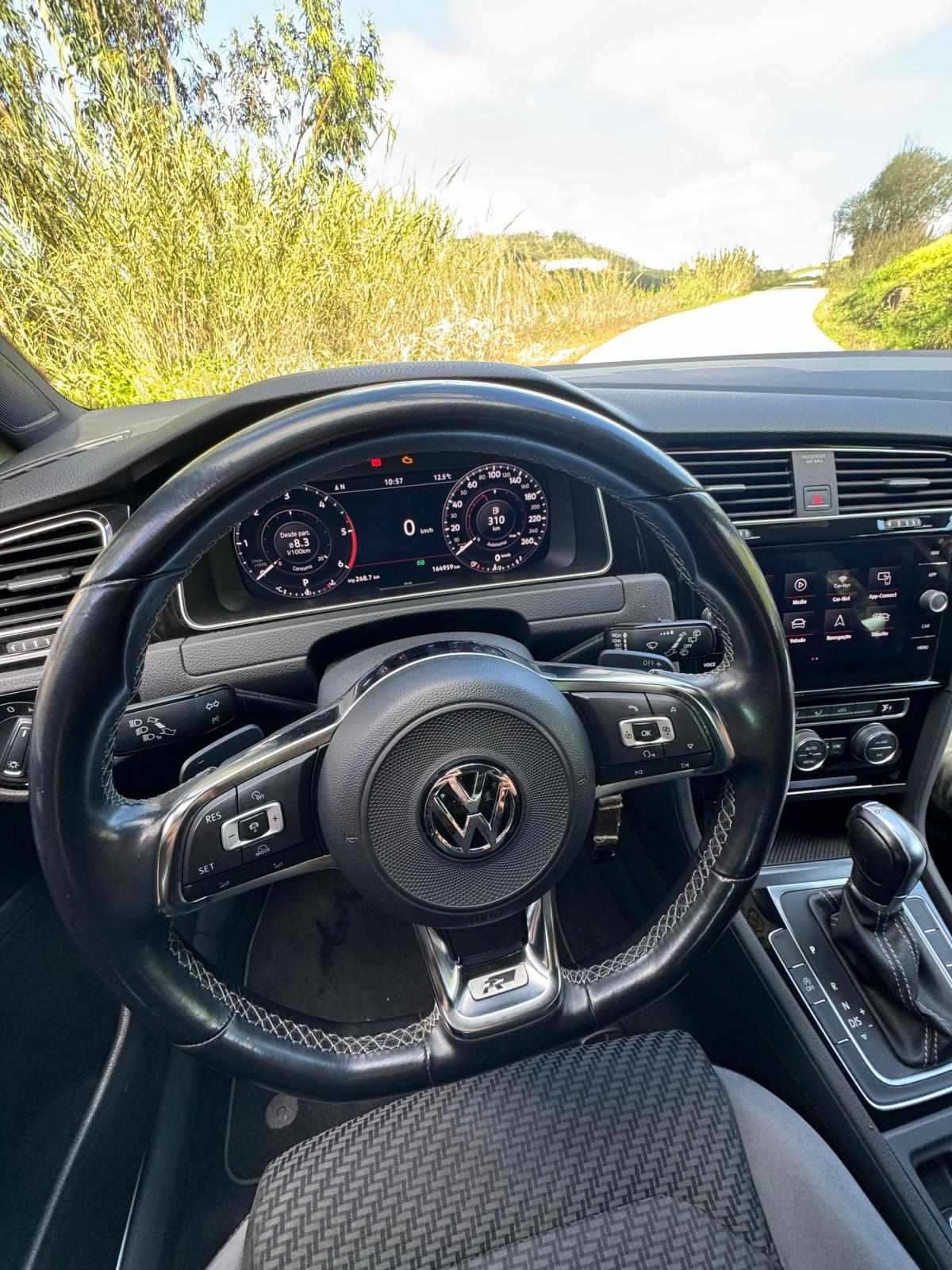 volkswagen-golf-1-6-tdi-bluemotion-2018-diesel-1598cc