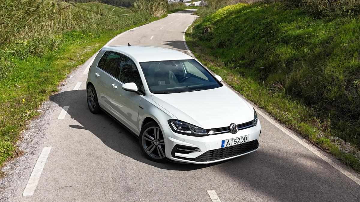 volkswagen-golf-1-6-tdi-bluemotion-2018-diesel-1598cc