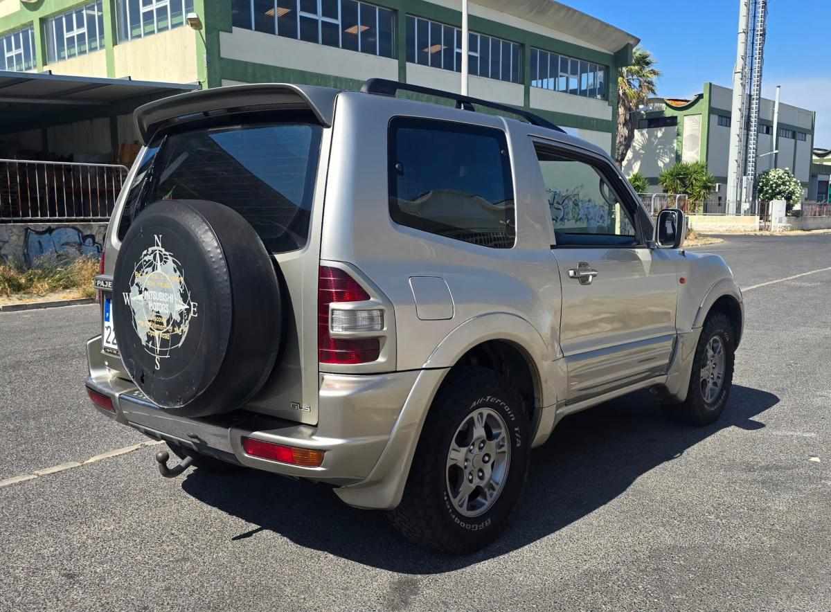 mitsubishi-pajero-3-2-di-d-4wd-2000-diesel-3200cc