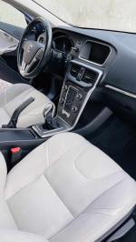 volvo-v40-d2-2014-diesel-1560cc