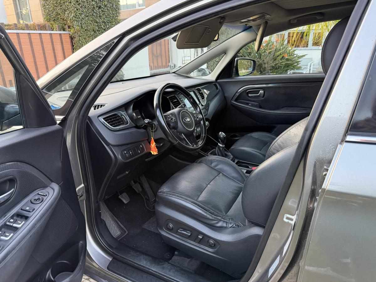 kia-carens-1-7-vgt-2017-diesel-1685cc