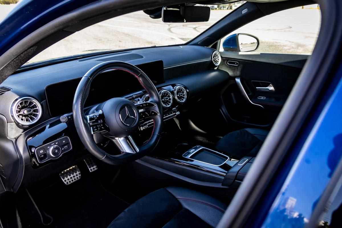 mercedes-benz-classe-a-a-250-e-2023-gasolina-1332cc