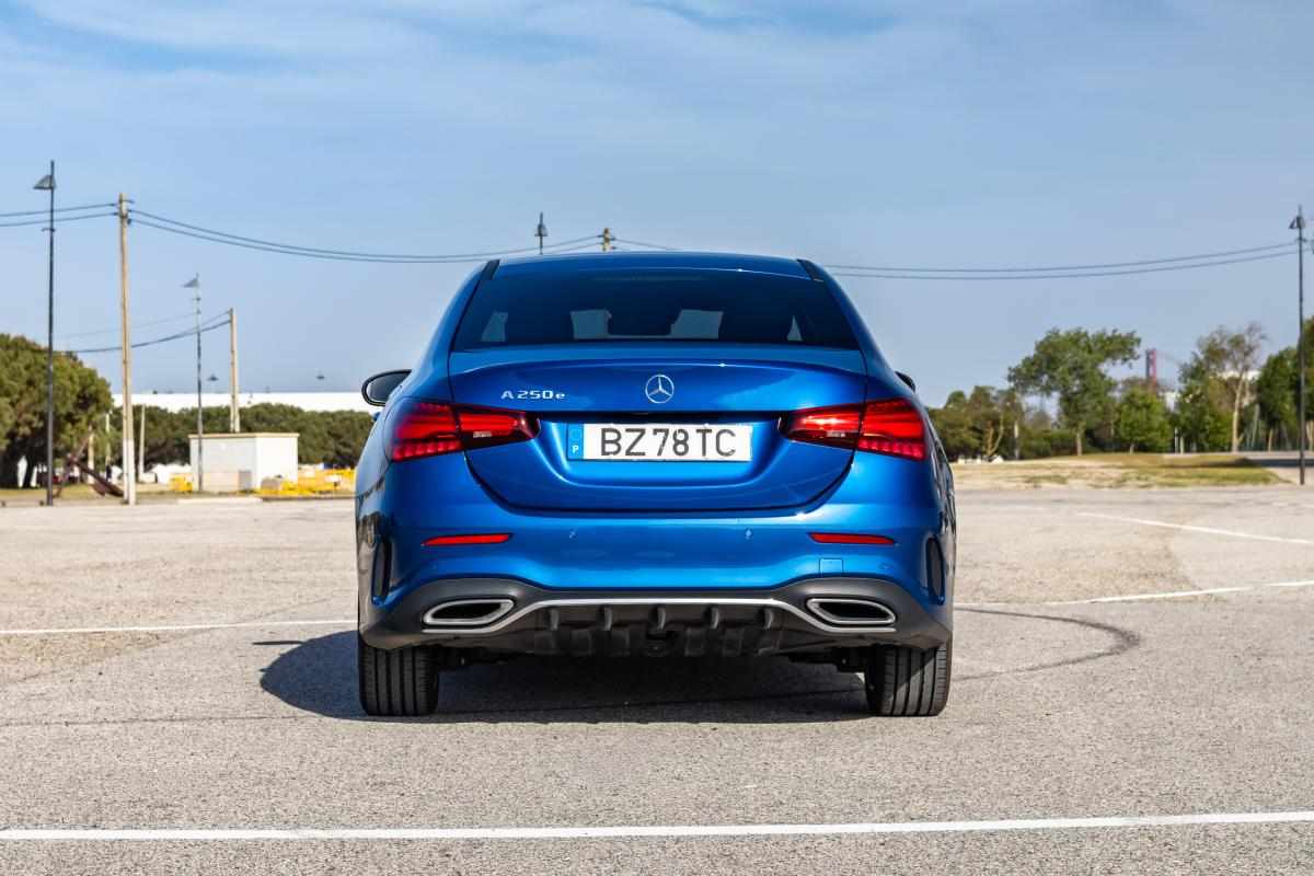 mercedes-benz-classe-a-a-250-e-2023-gasolina-1332cc