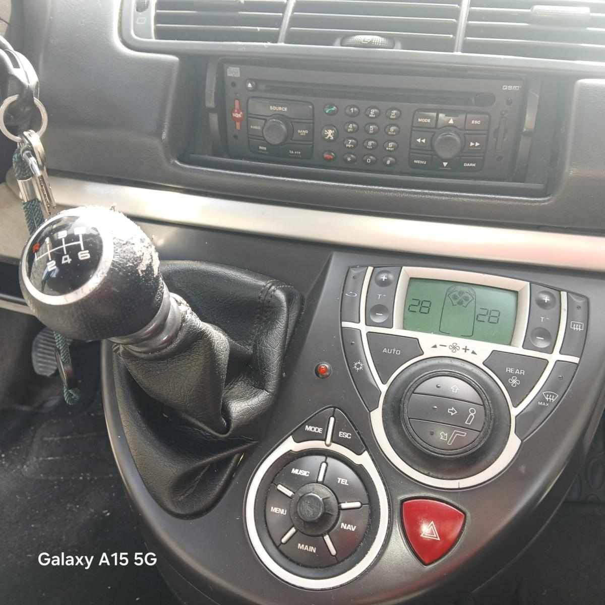 peugeot-807-2-2-hdi-2005-diesel-2179cc