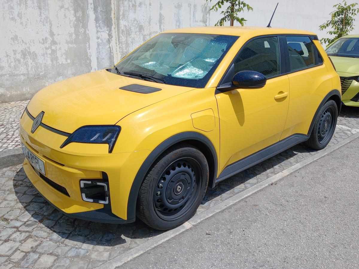 renault-5-e-tech-40-kwh-2025-eletrico