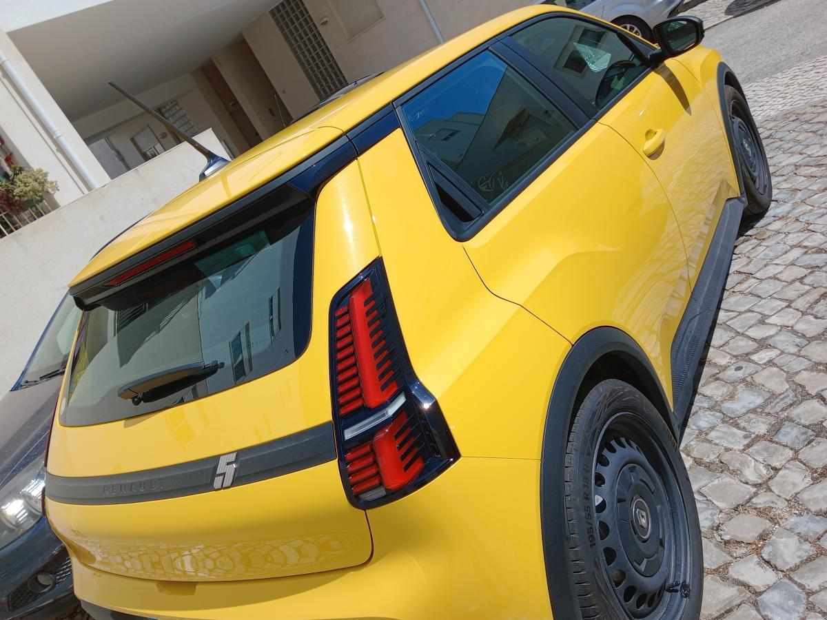 renault-5-e-tech-40-kwh-2025-eletrico