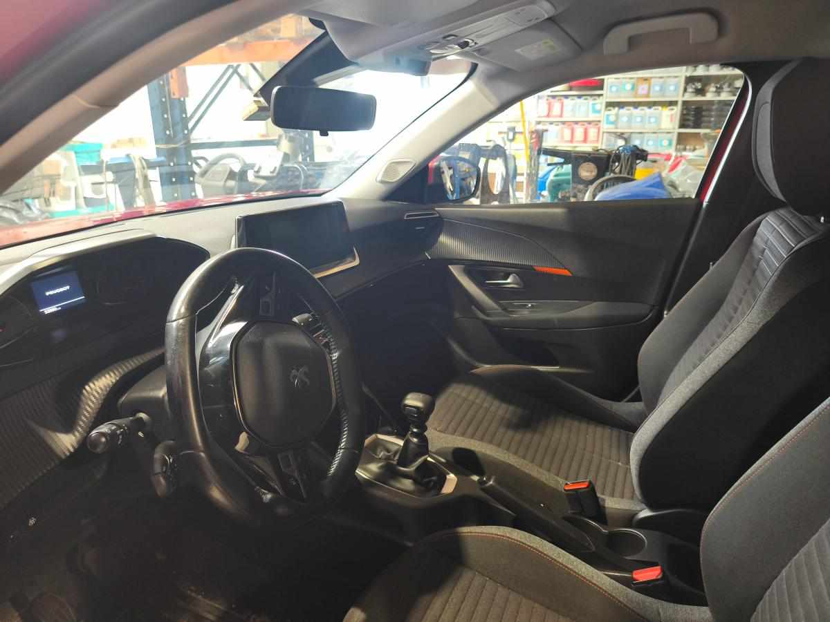 peugeot-2008-1-2-puretech-2020-gasolina-1199cc
