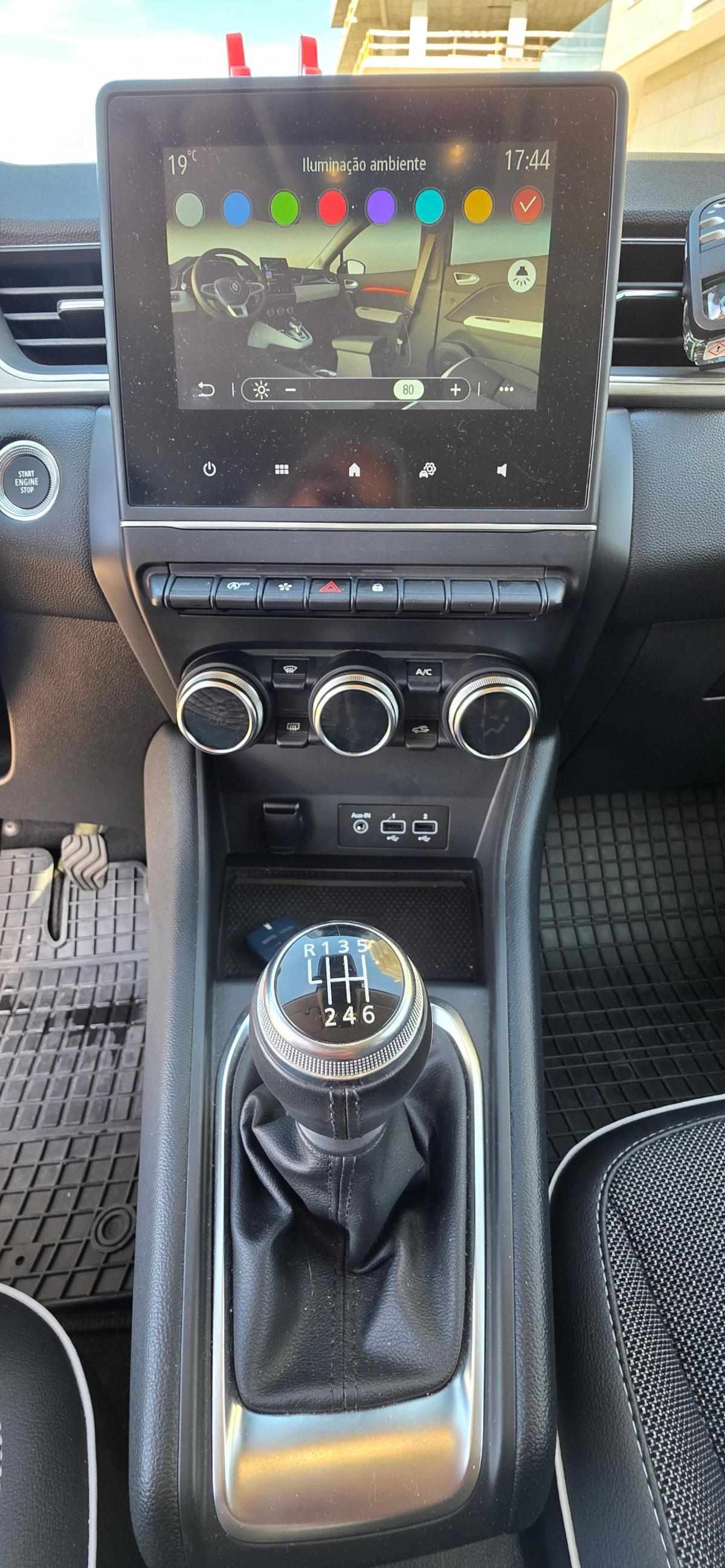 renault-captur-1-0-tce-2021-gasolina-999cc
