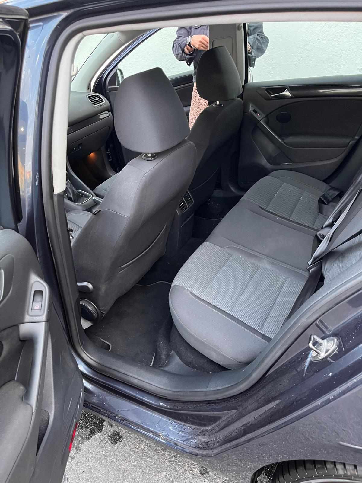 volkswagen-golf-1-6-tdi-2010-diesel-1598cc