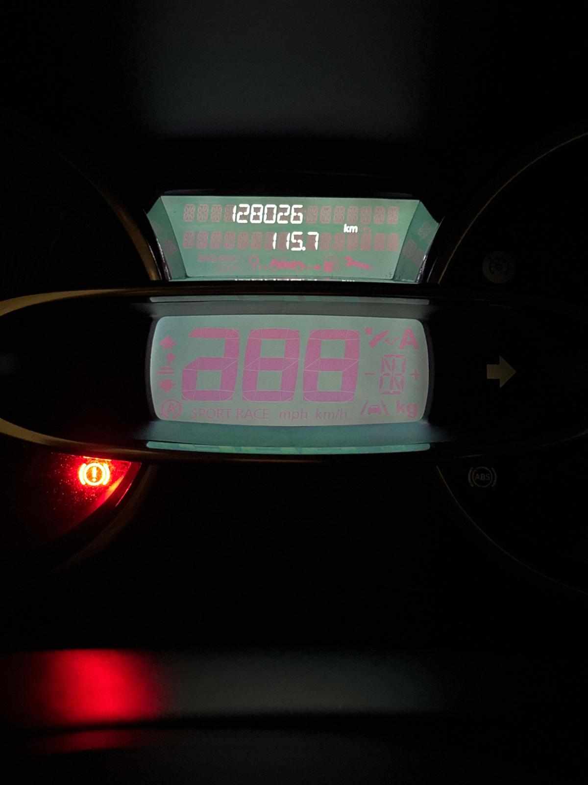 renault-clio-0-9-tce-2015-gasolina-898cc