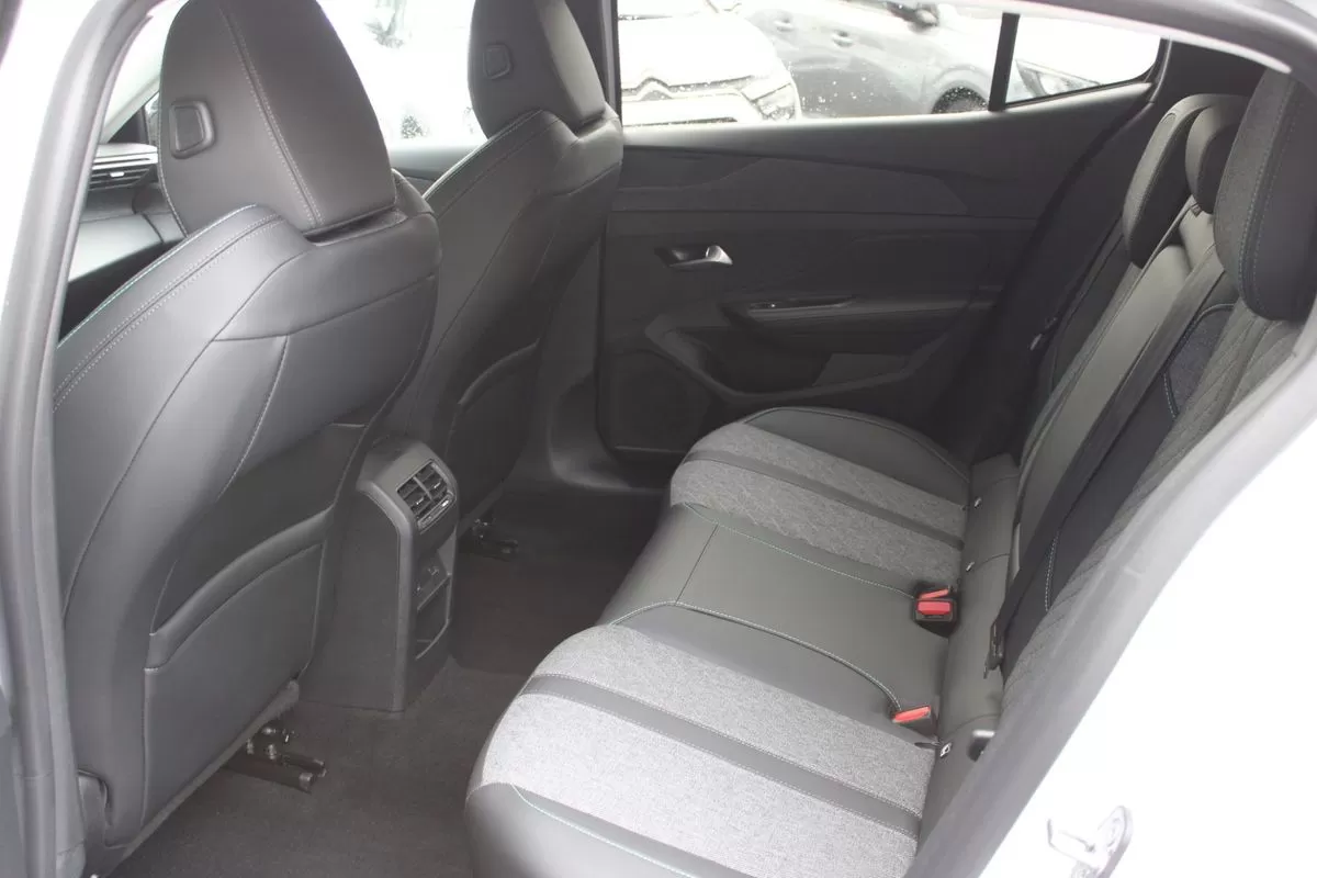 peugeot-408-1-2-puretech-2024-gasolina-1199cc