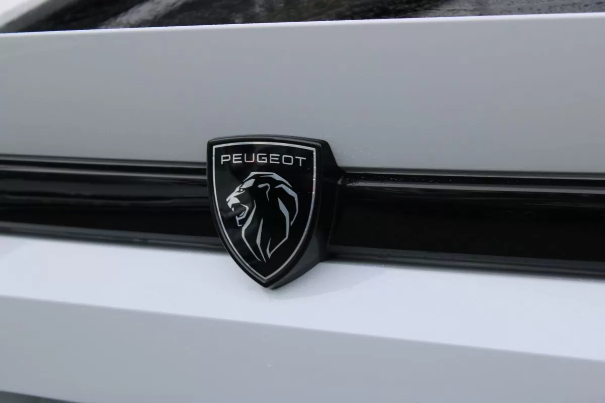 peugeot-408-1-2-puretech-2024-gasolina-1199cc