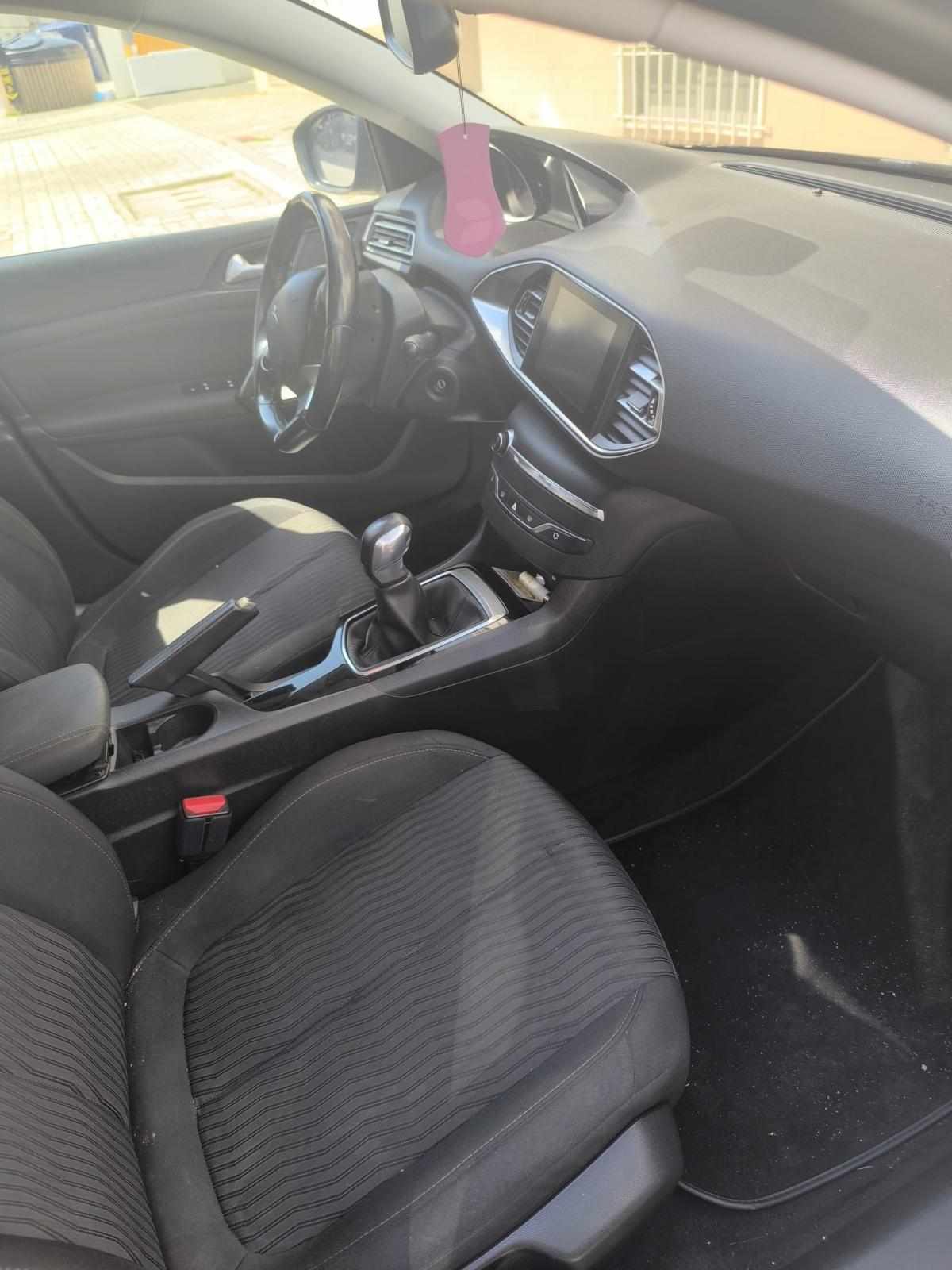 peugeot-308-1-6-bluehdi-2017-diesel-1560cc
